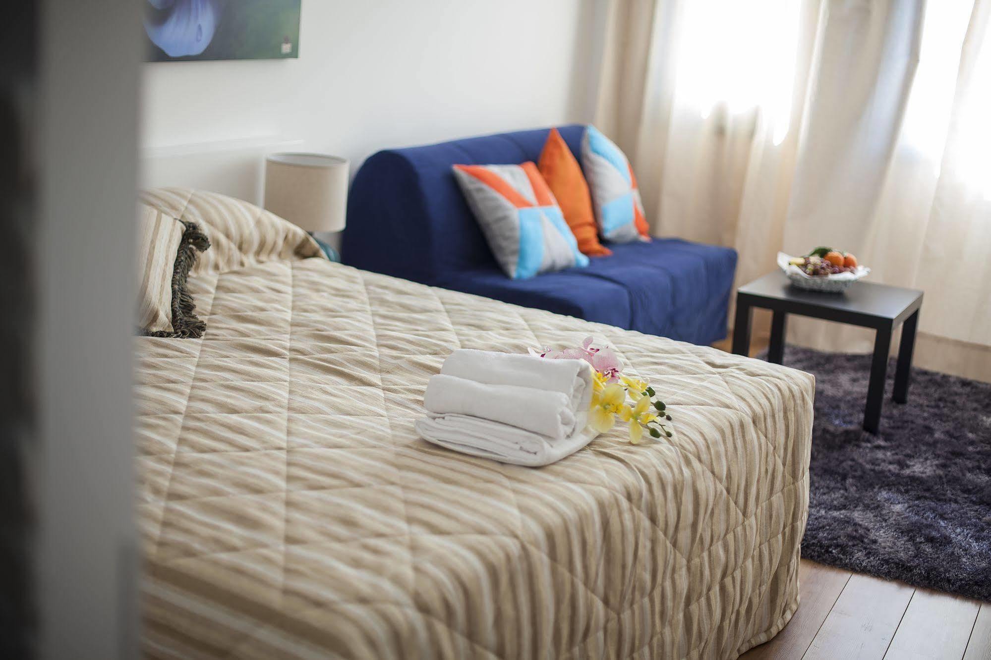 Operetta House Lägenhet Larnaca Exteriör bild