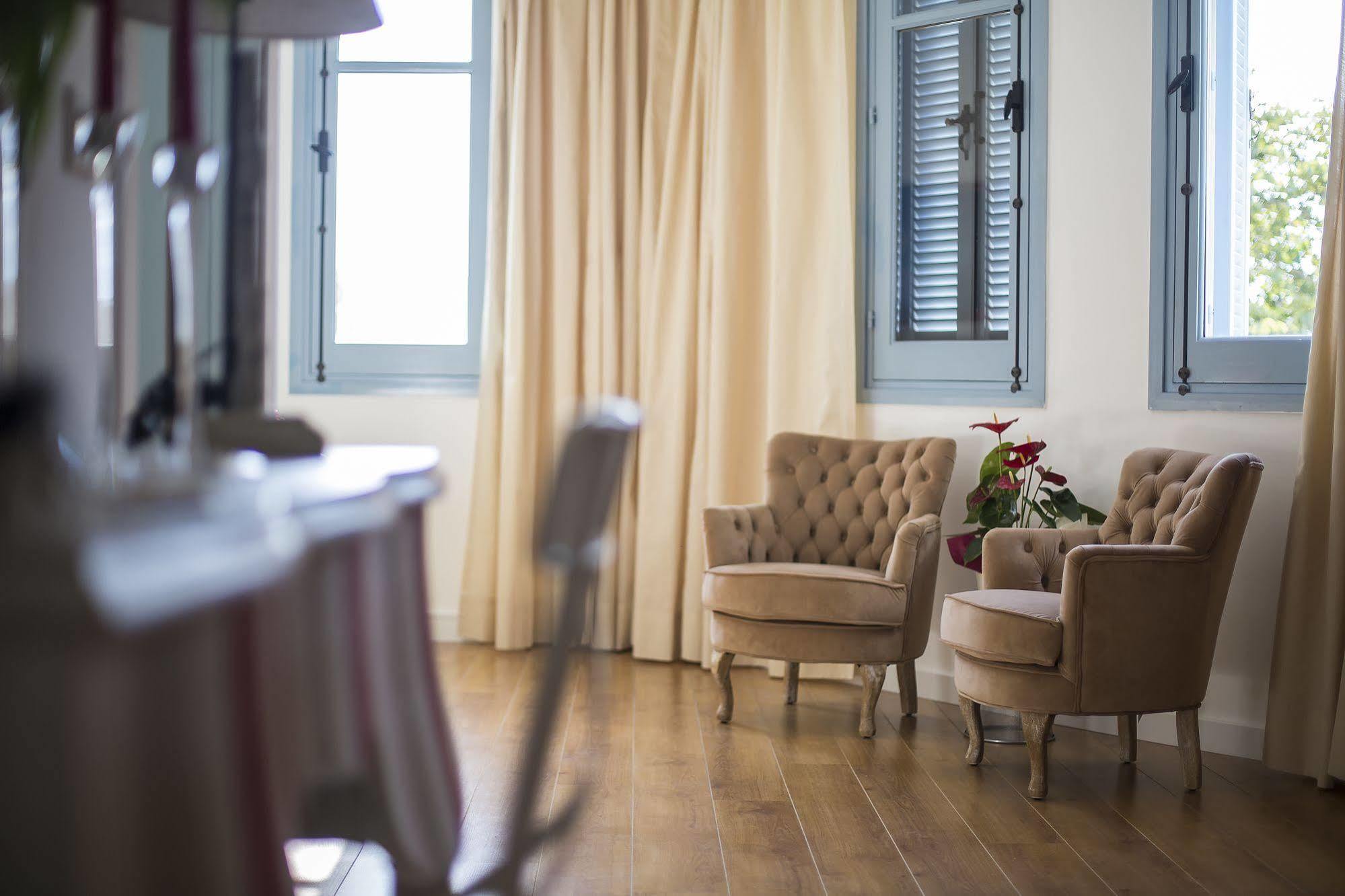 Operetta House Lägenhet Larnaca Exteriör bild